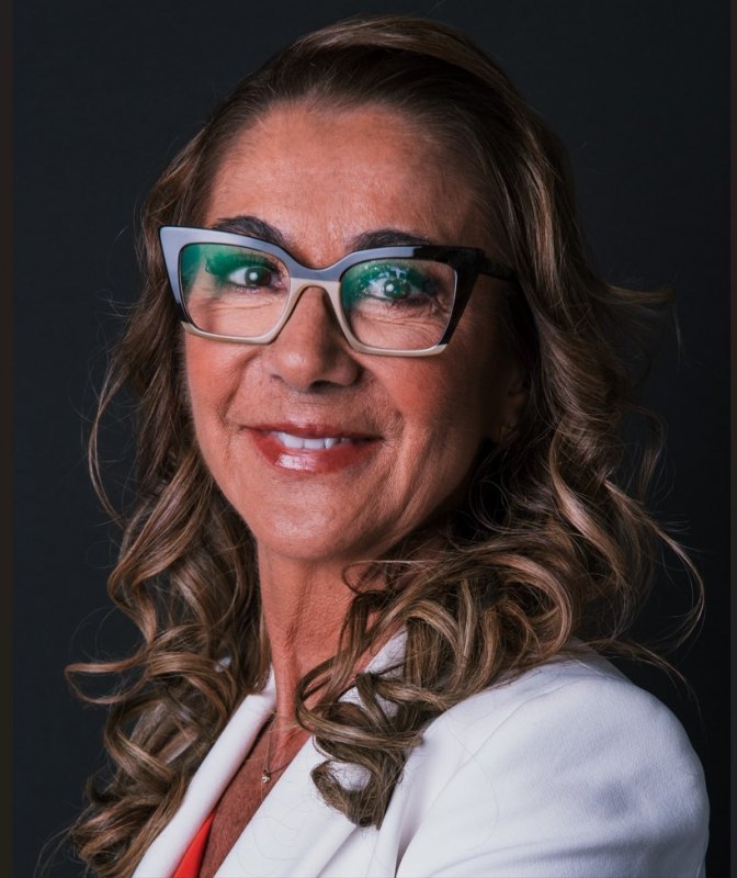 MARIA CRISTINA GONZALEZ